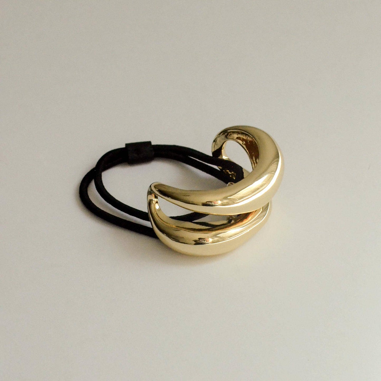 Gold Wide Sculptured Metal Ponytail Hair Tie