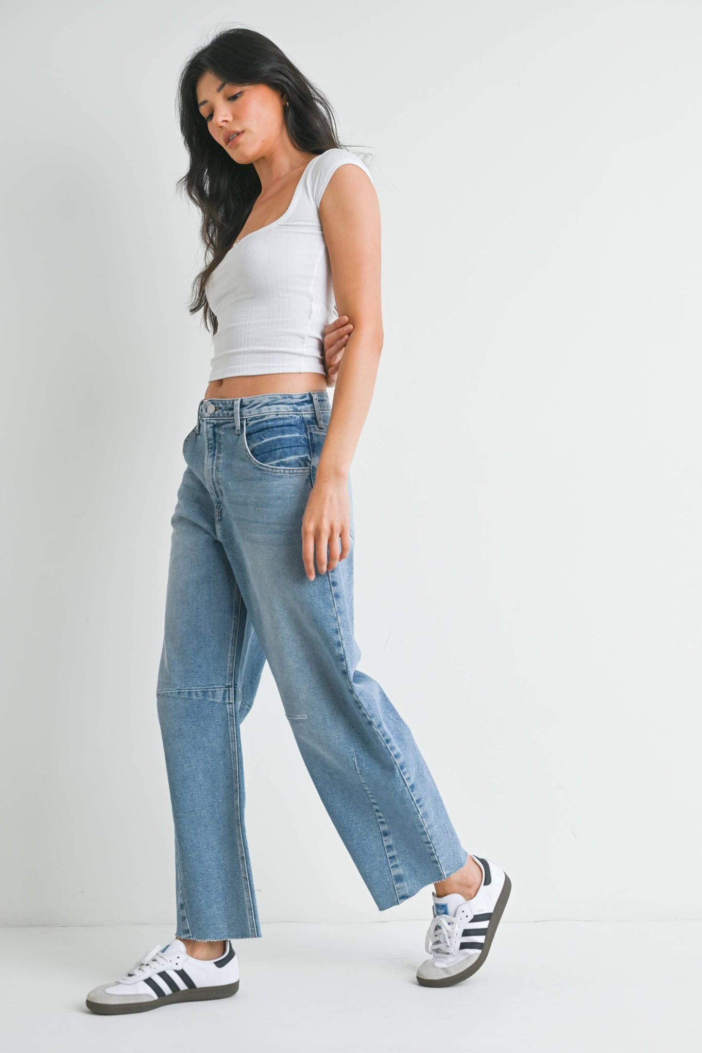 Light Wash Seamed Barrel Jean