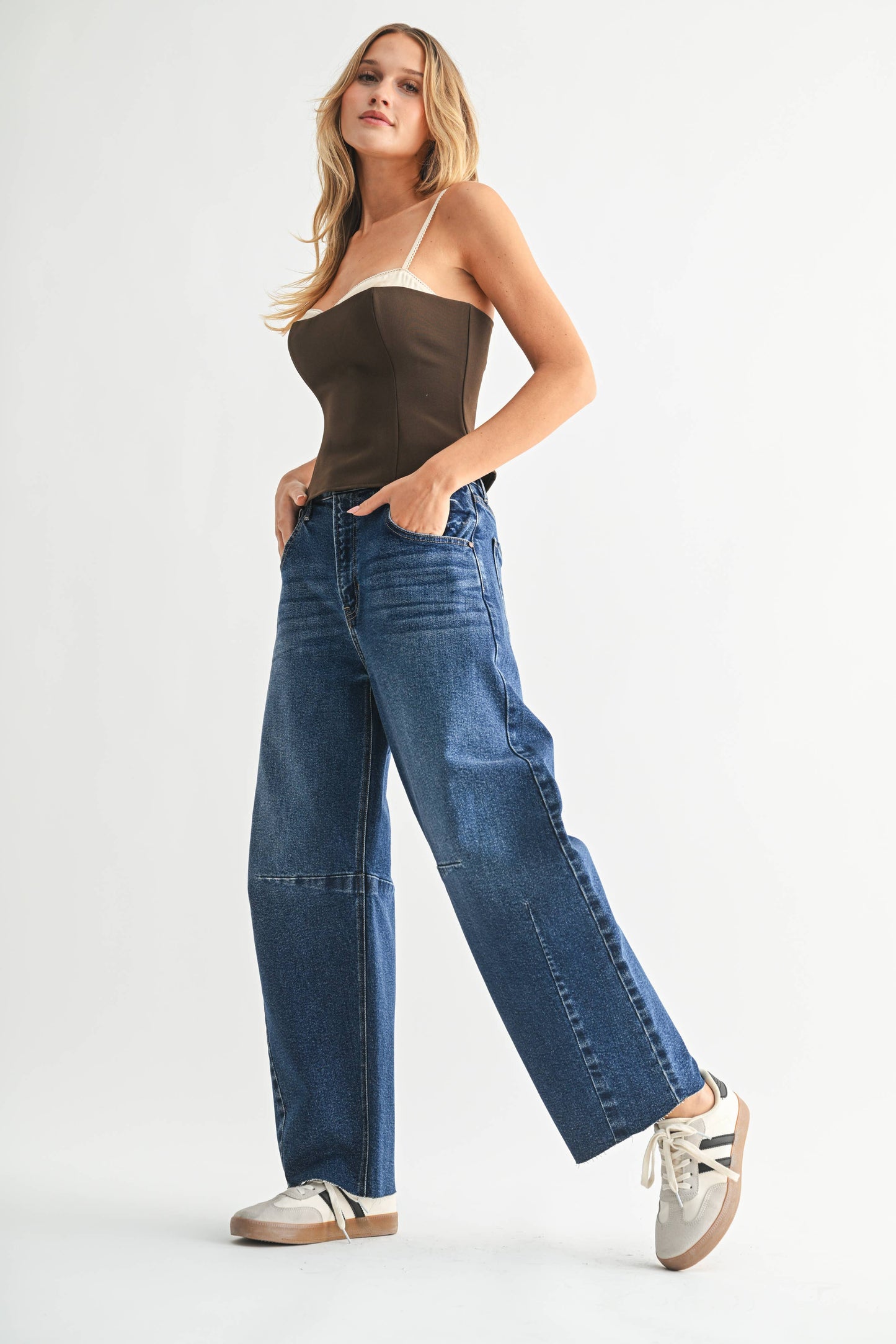 Dark Wash Seamed Barrel Jean