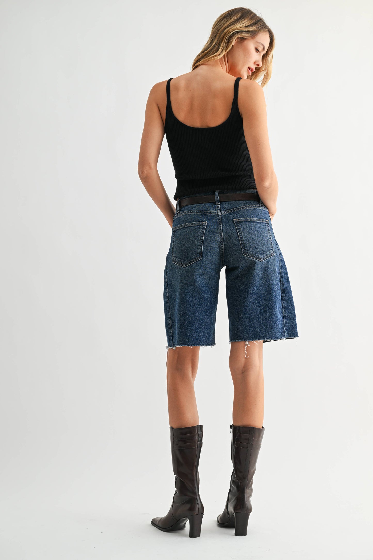 Dark Wash Seamed Long Cut Off Short