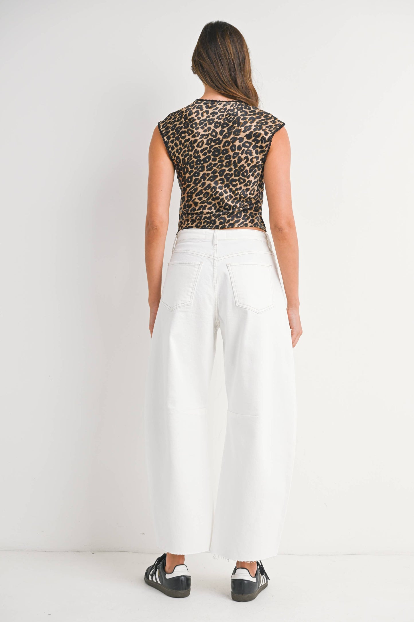 Off White Seamed Barrel Jean