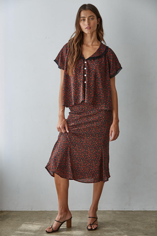 Red Ditsy Floral Print Lace Trim Blouse