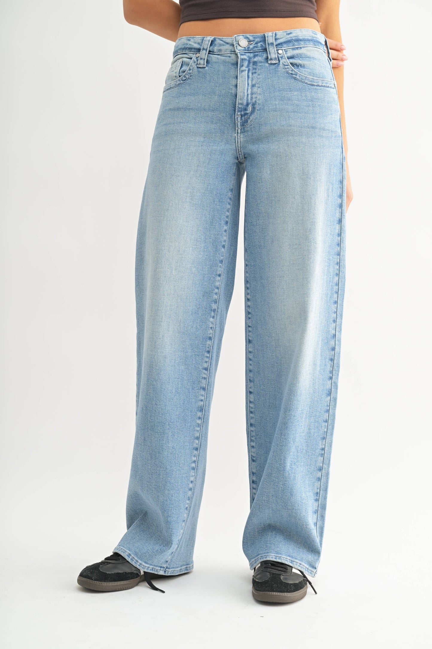 Light Wash Low Slung Straight Stretch Jean