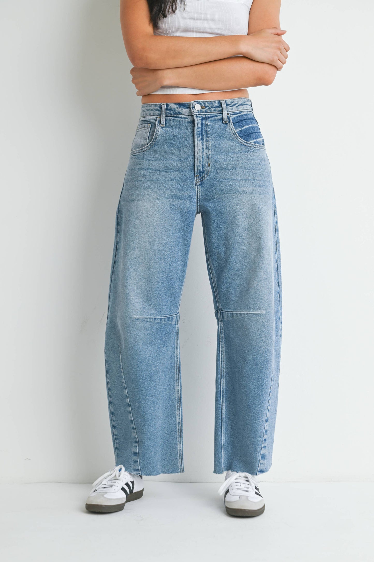Light Wash Seamed Barrel Jean