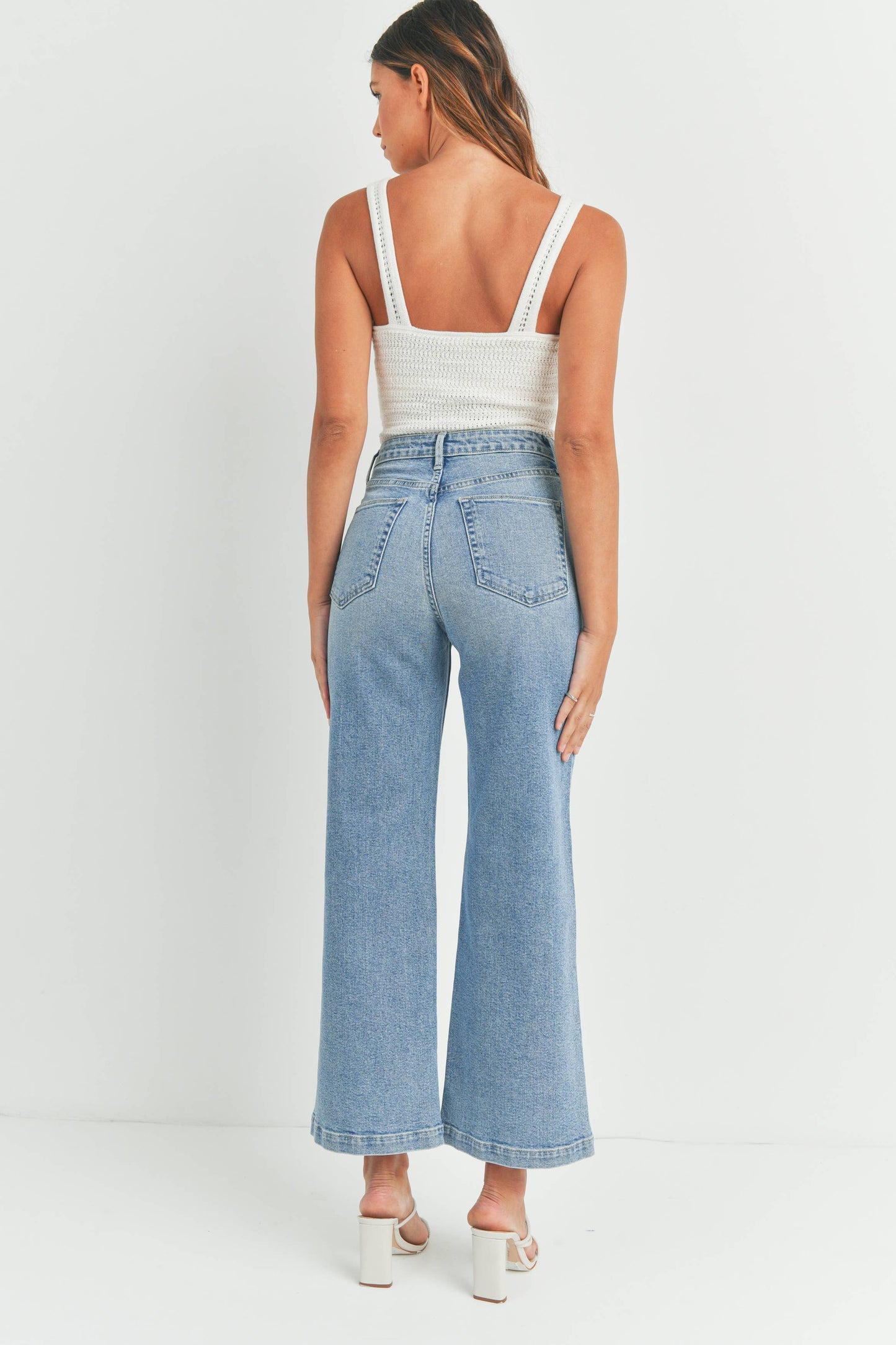 Patch Pocket Light Wash Wide Leg Jean