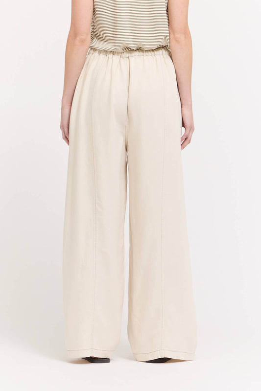 Milk Tencel Seam Wide Leg Pants