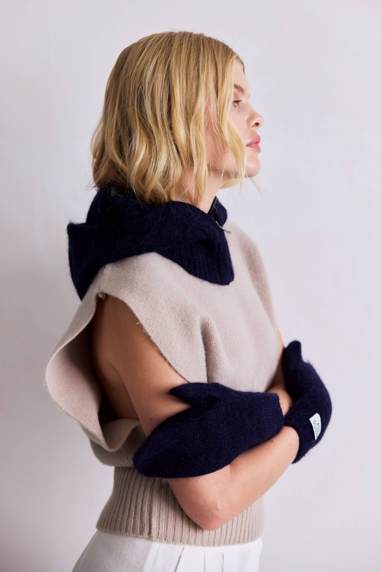 Dark Navy Alpaca Mittens