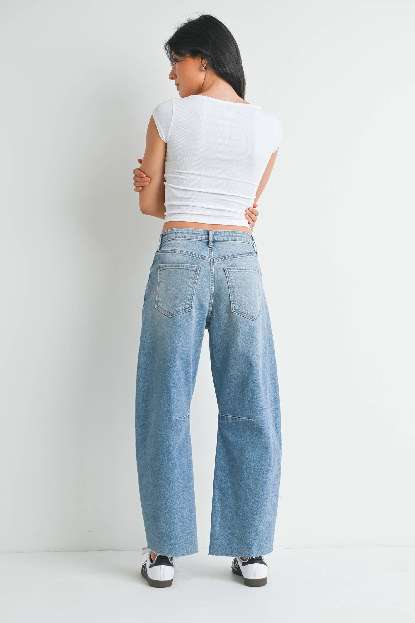 Light Wash Seamed Barrel Jean