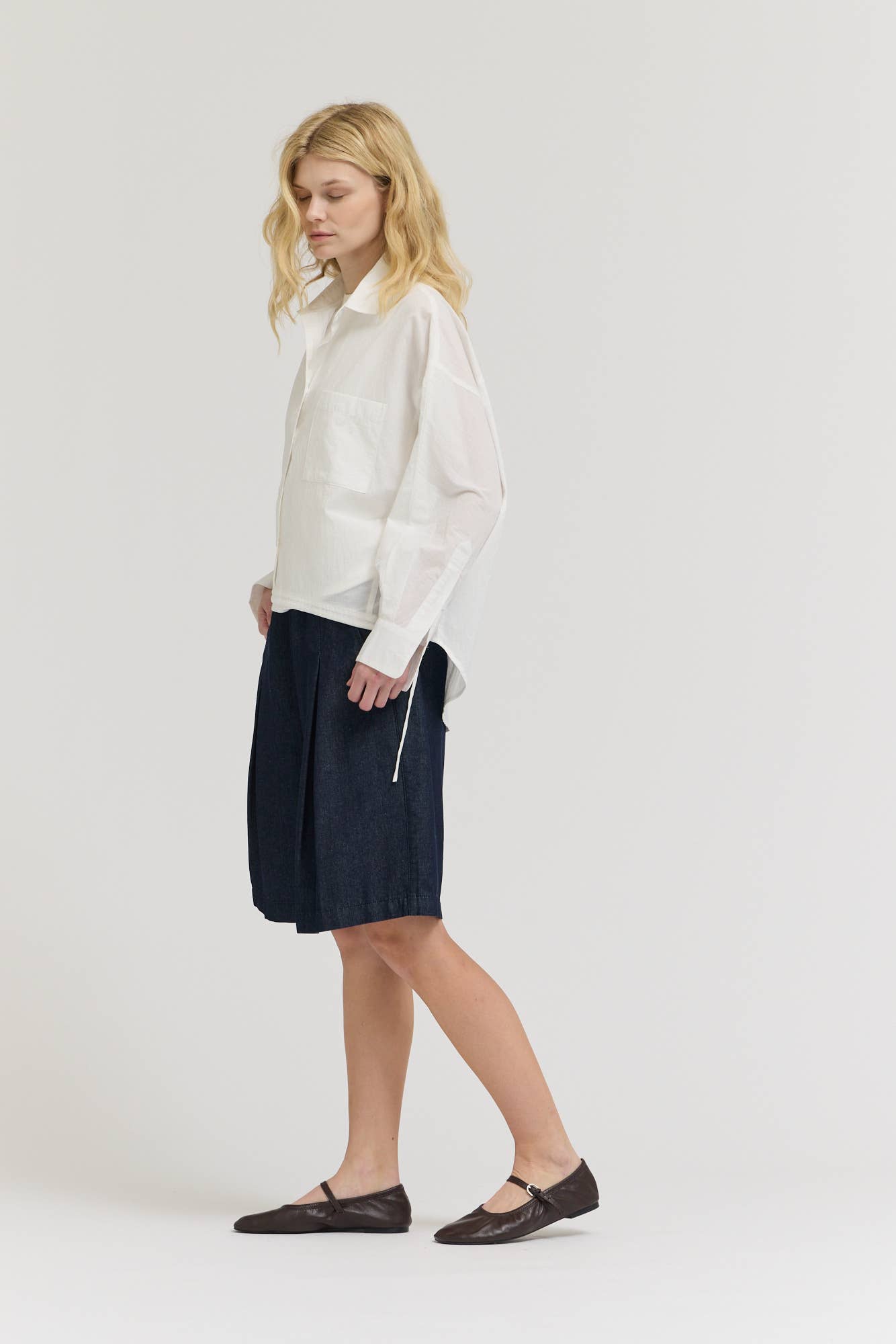 White Drawstring Hem Crinkled Cotton Shirt