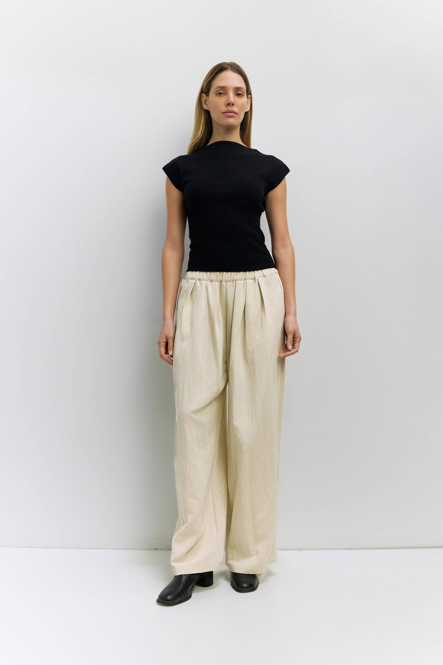 Bone Pleated Wide Leg Pants