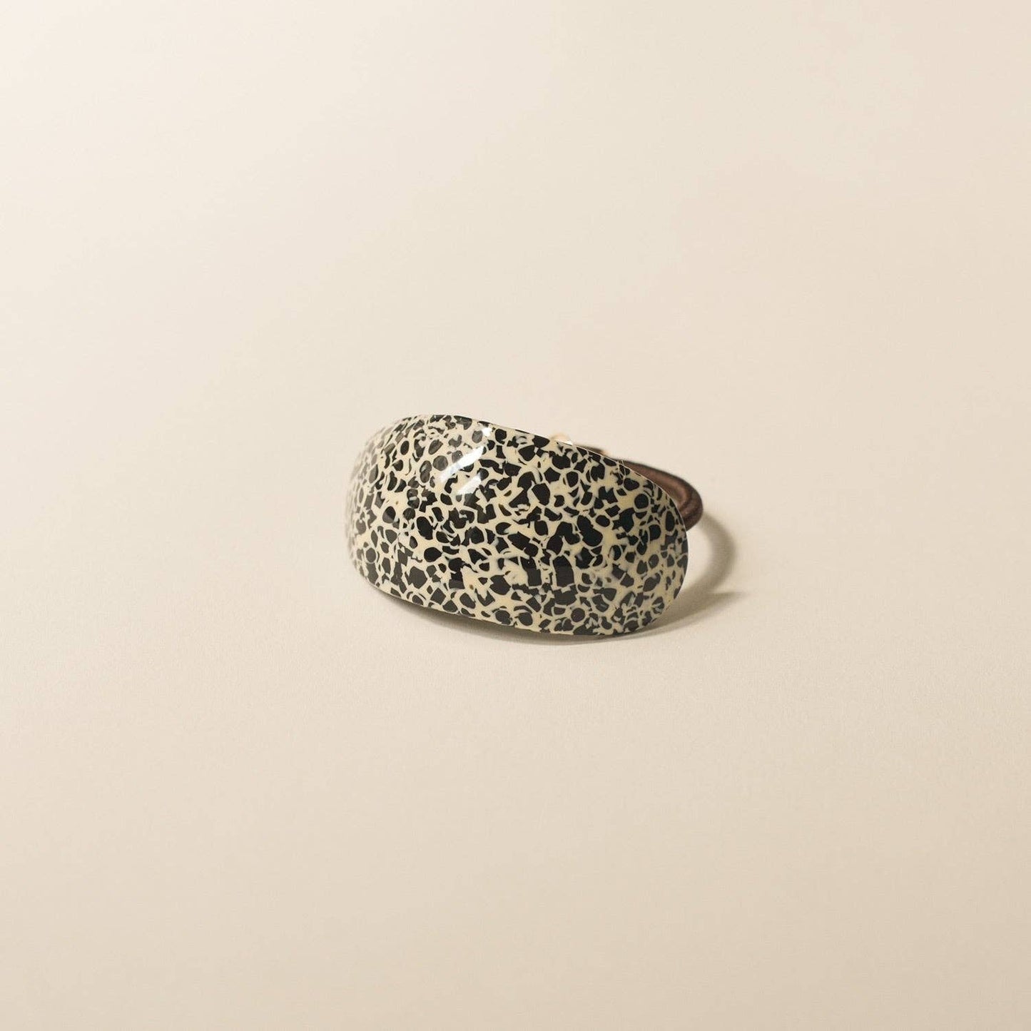 Curved Oval Resin Ponytail Hair Tie | Leopard Print