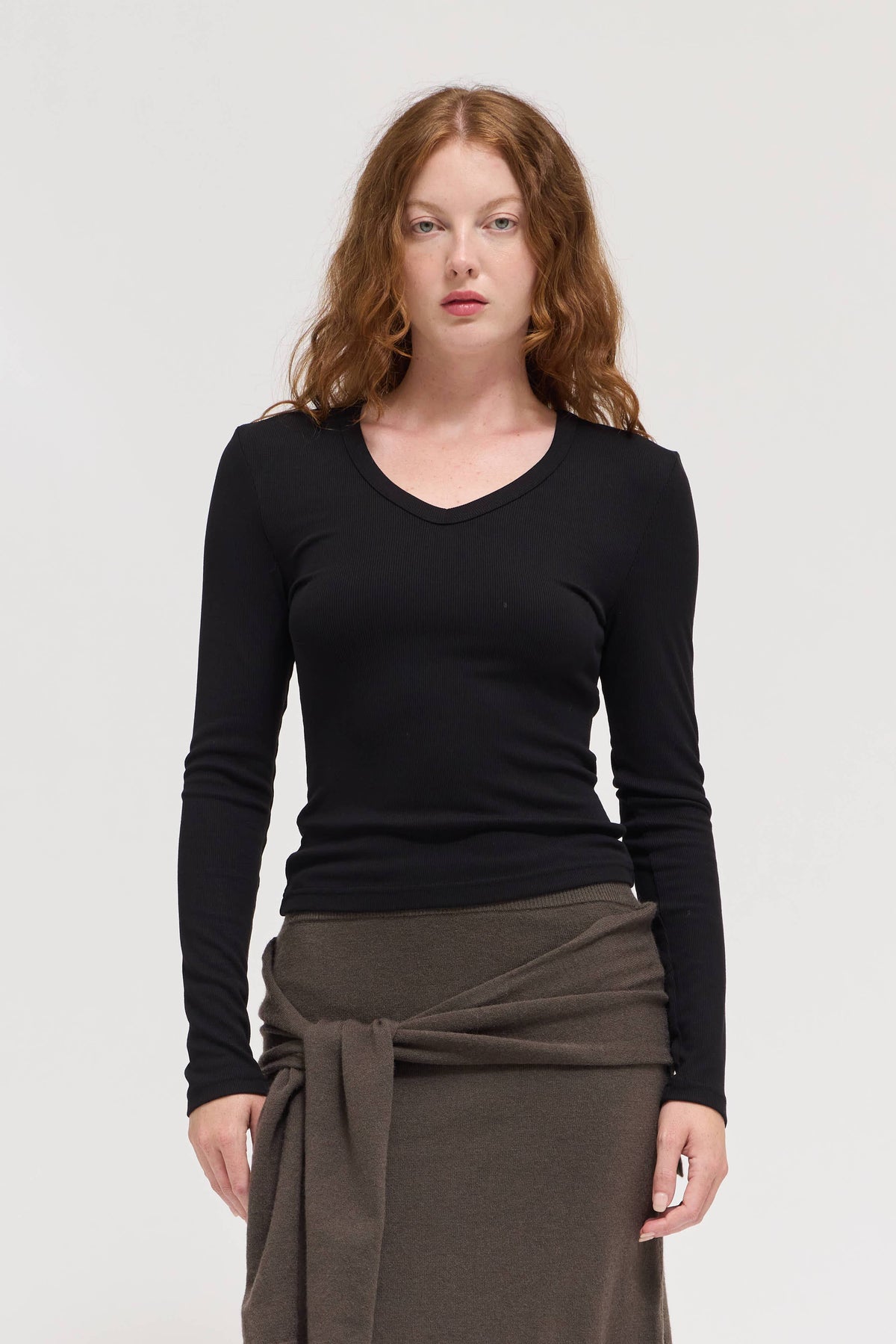 Fitted V-Neck Long Sleeve Tee
