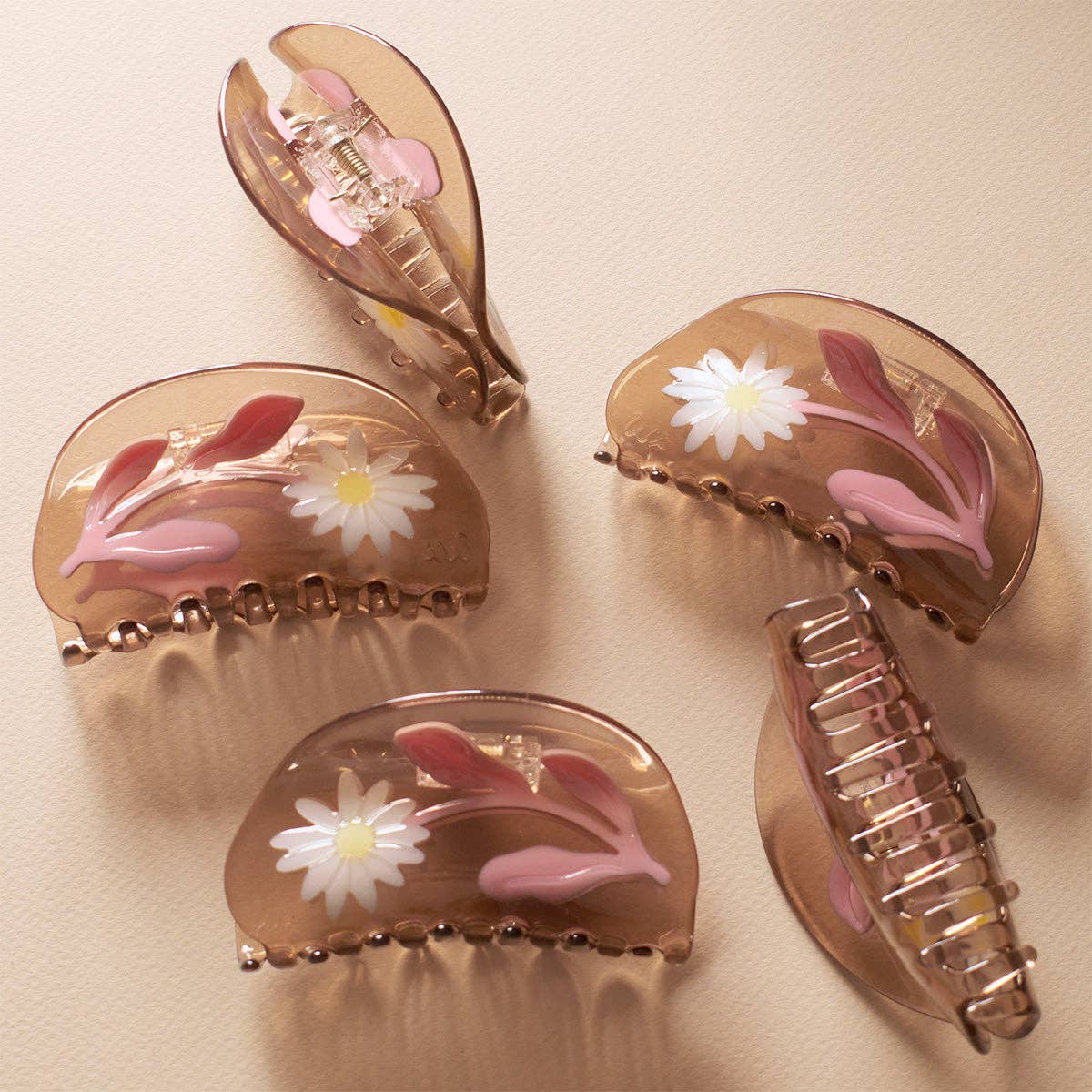 White Daisy Flower Acetate Hair Clip