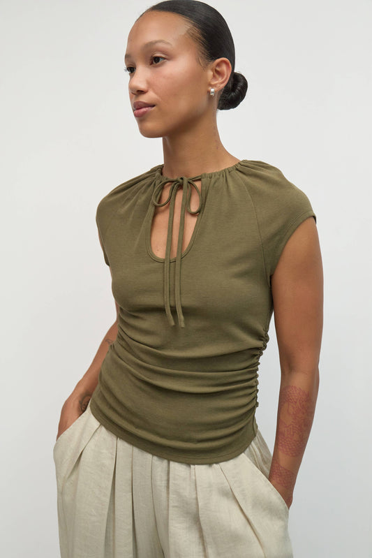 Keyhole Raglan Knit Top