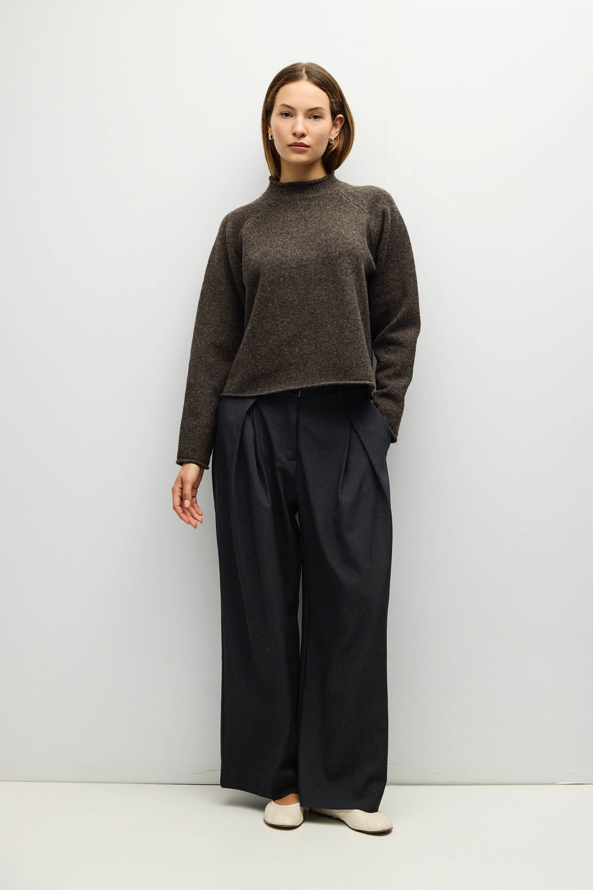 Brown Rolled Neck Raglan Pullover Sweater