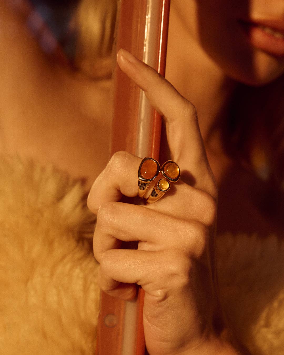 Honey Resin Stud Ring: Gold + Silver