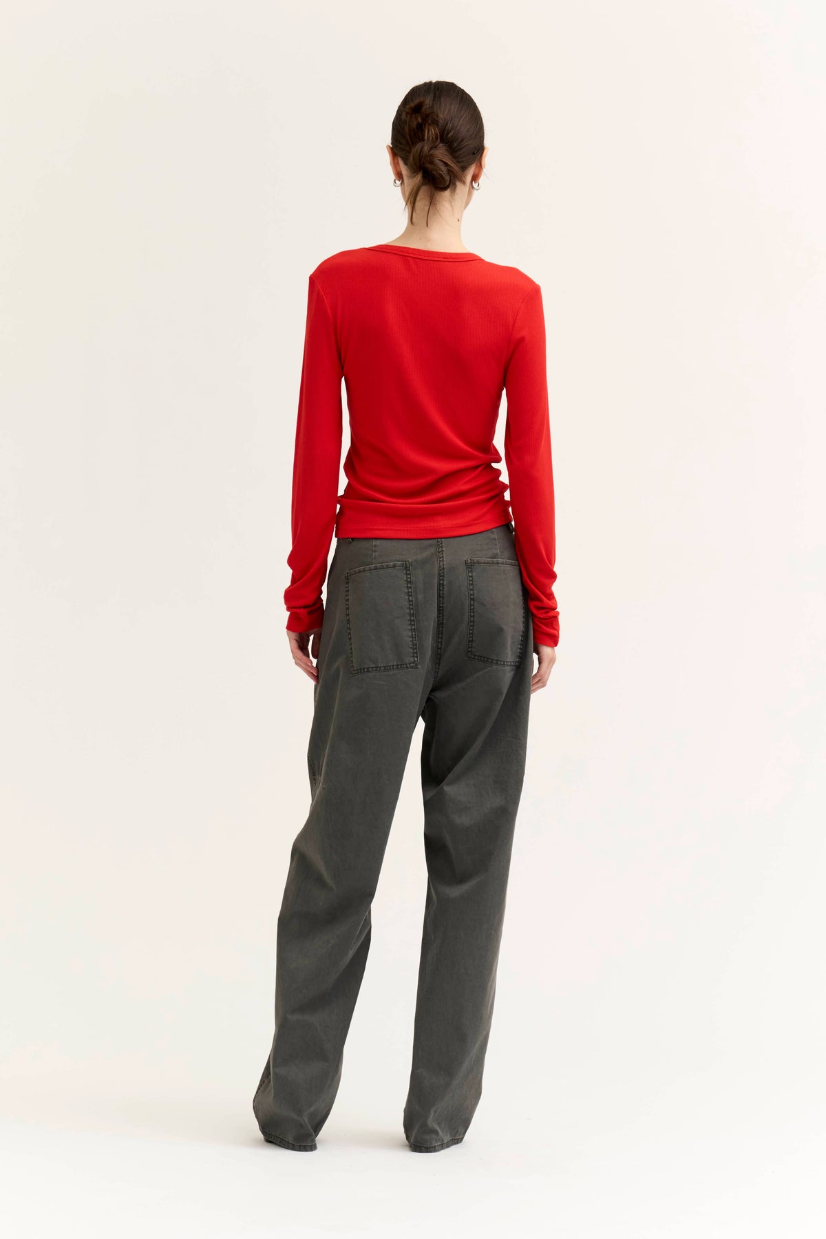 Fitted V-Neck Long Sleeve Tee