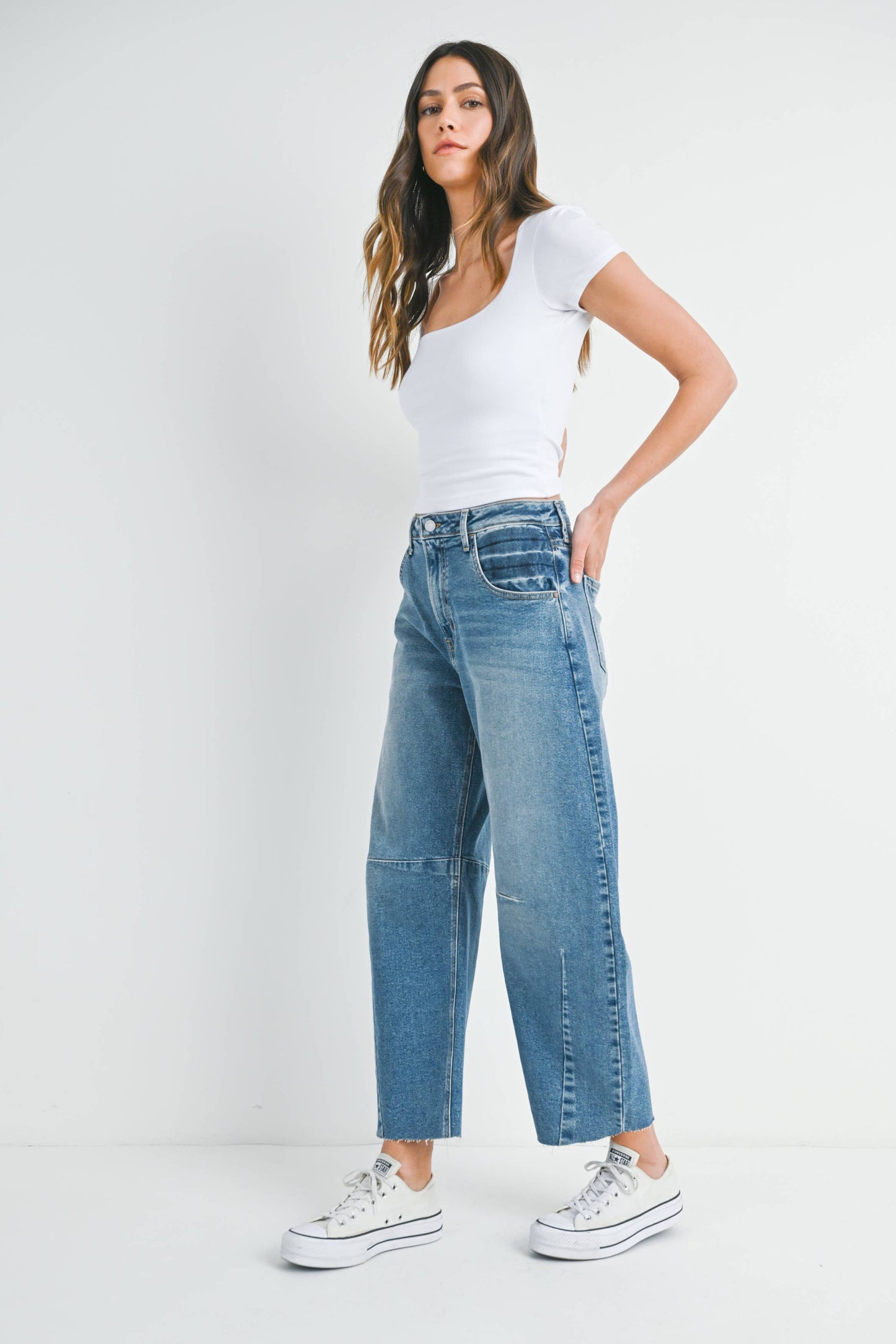Medium Wash Seamed Barrel Jean
