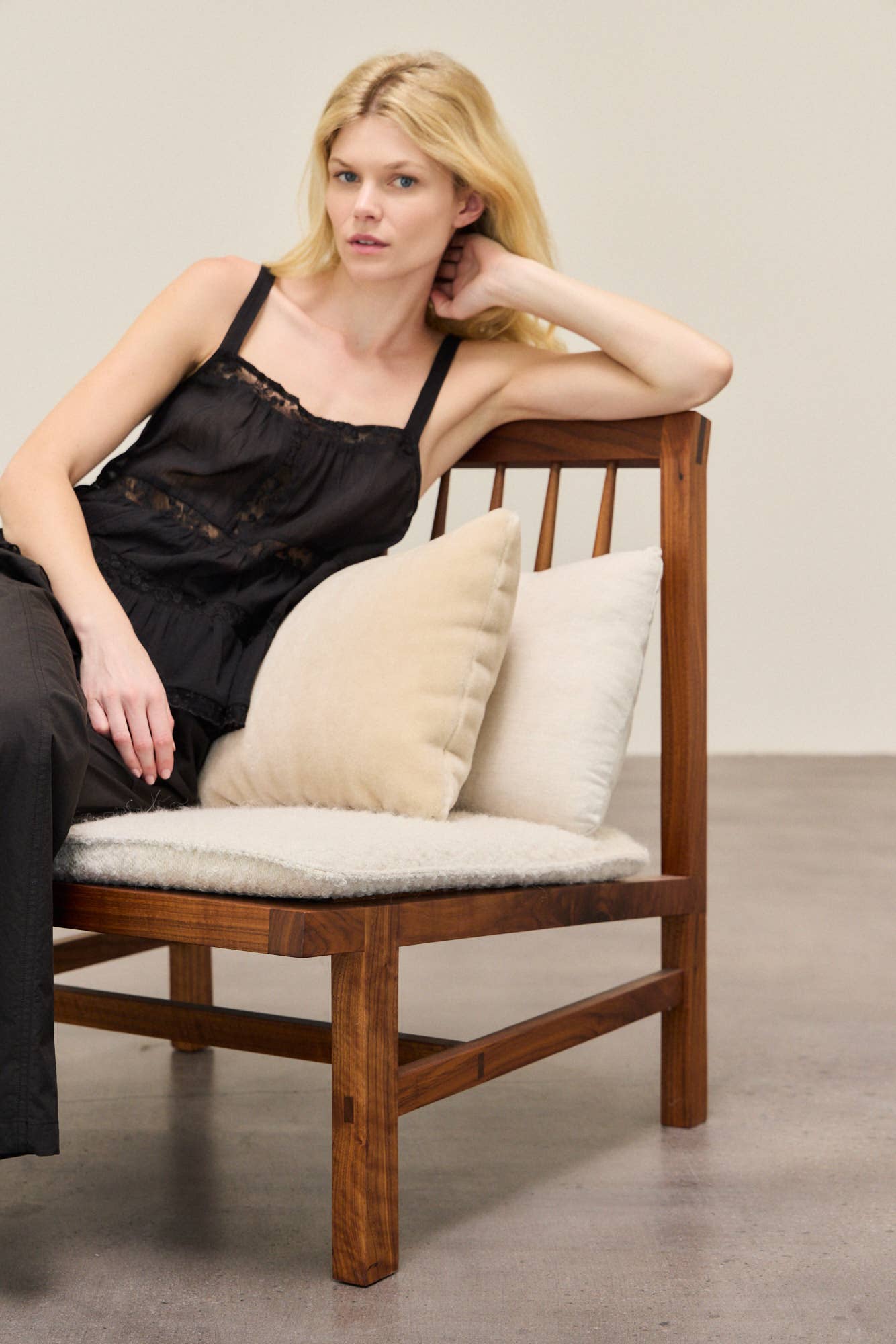 Black Block Trim Lace Tank
