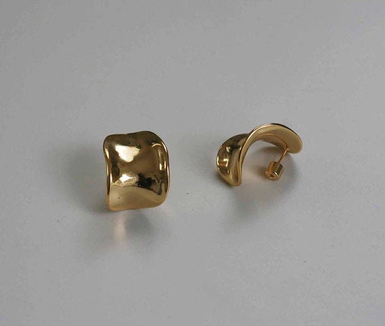 Abstract Sculpted Stud Earrings