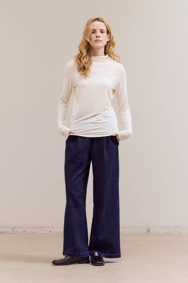 Mock Neck Fitted Jersey Top