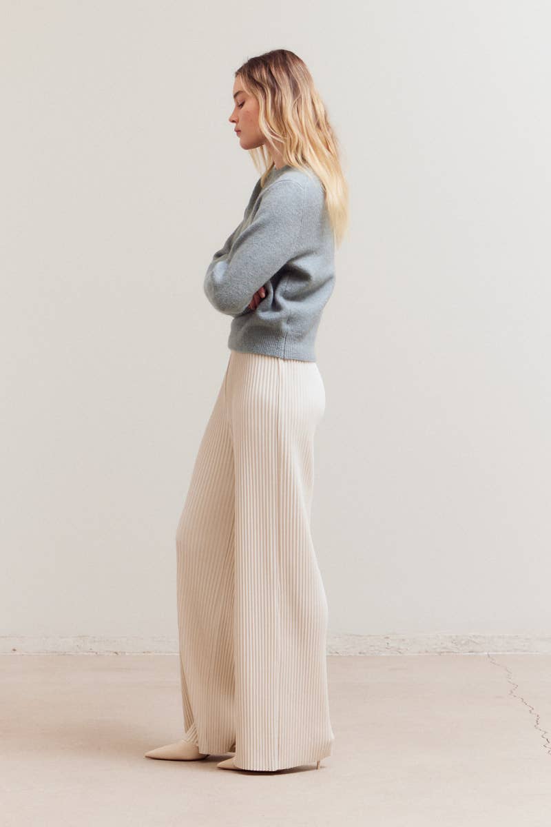 Classic Crew Neck Pullover Sweater