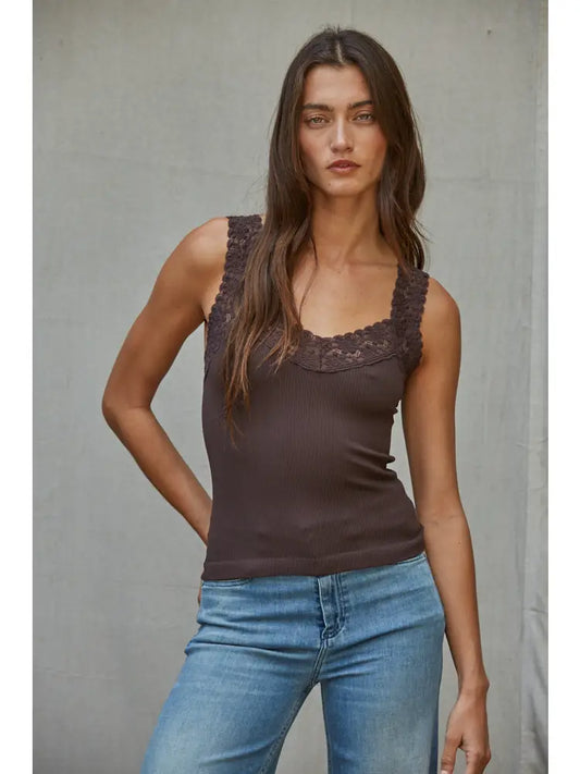 Seamless Lace Trim Scoop Tank