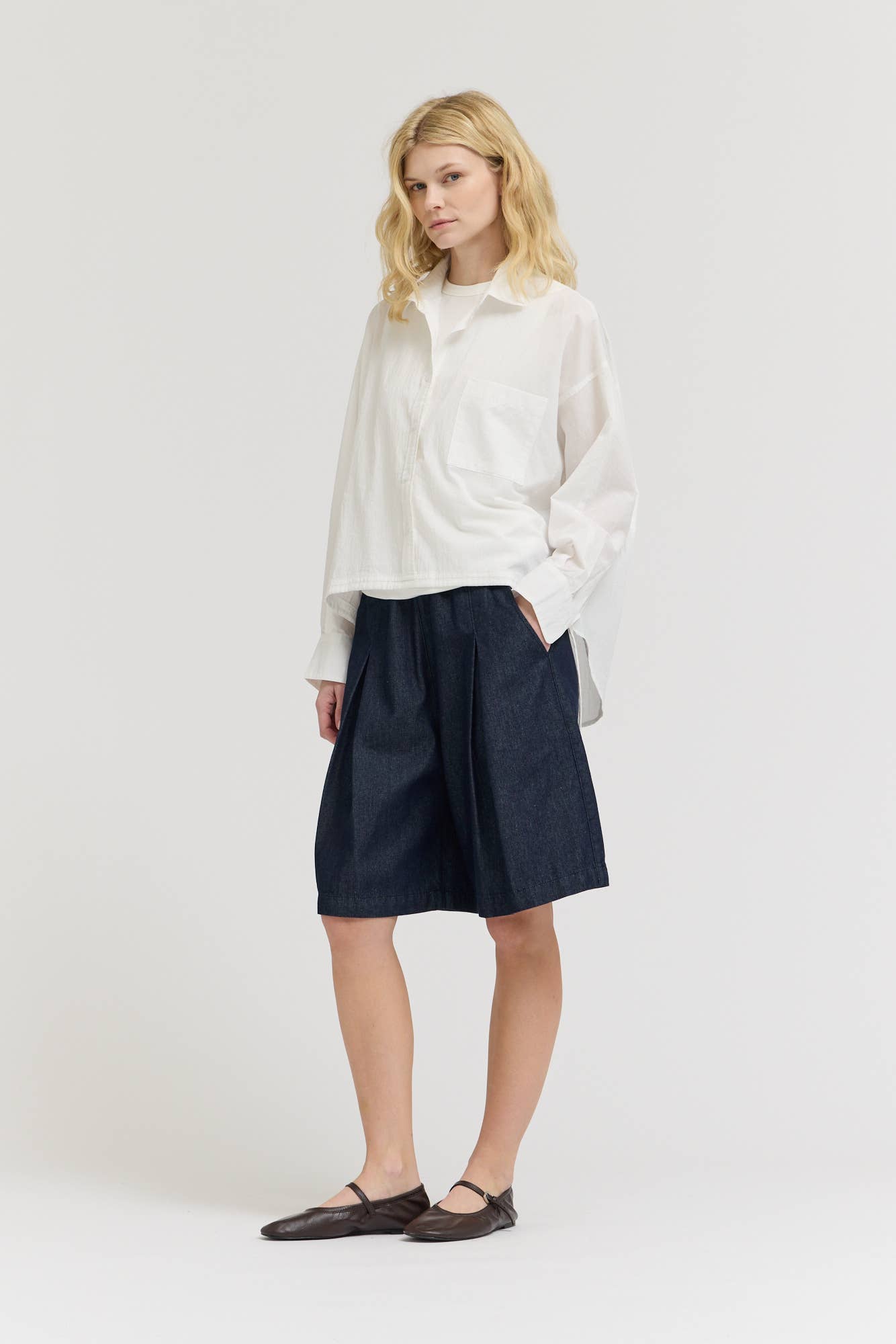 White Drawstring Hem Crinkled Cotton Shirt