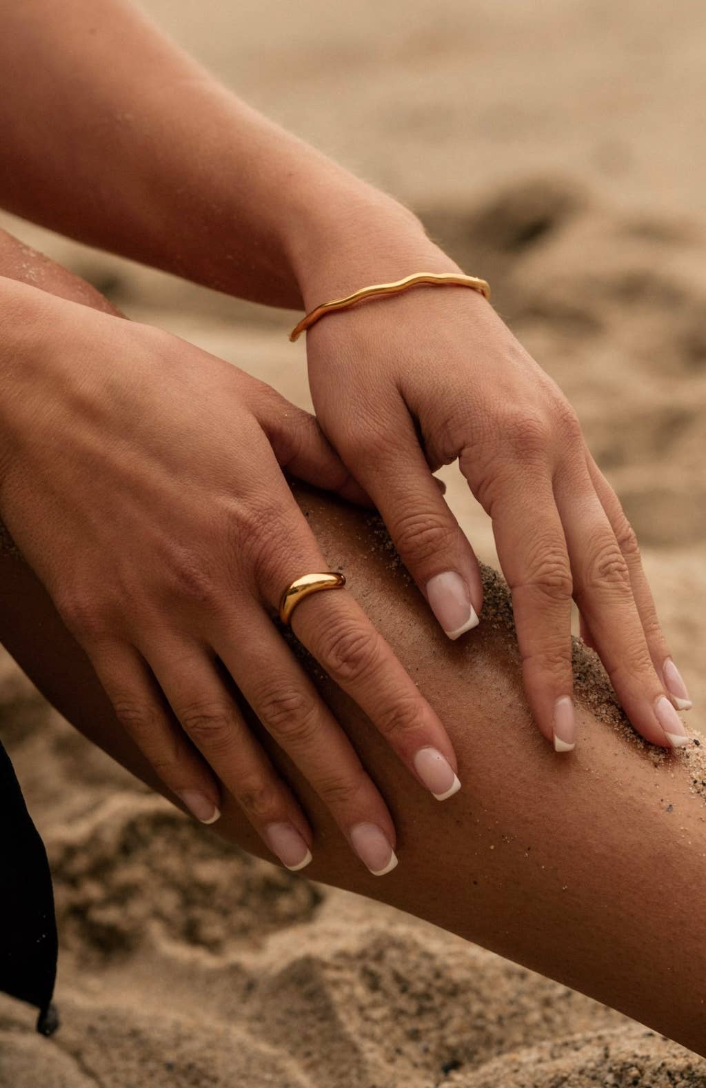 Gold Minimal Asymmetrical Ring