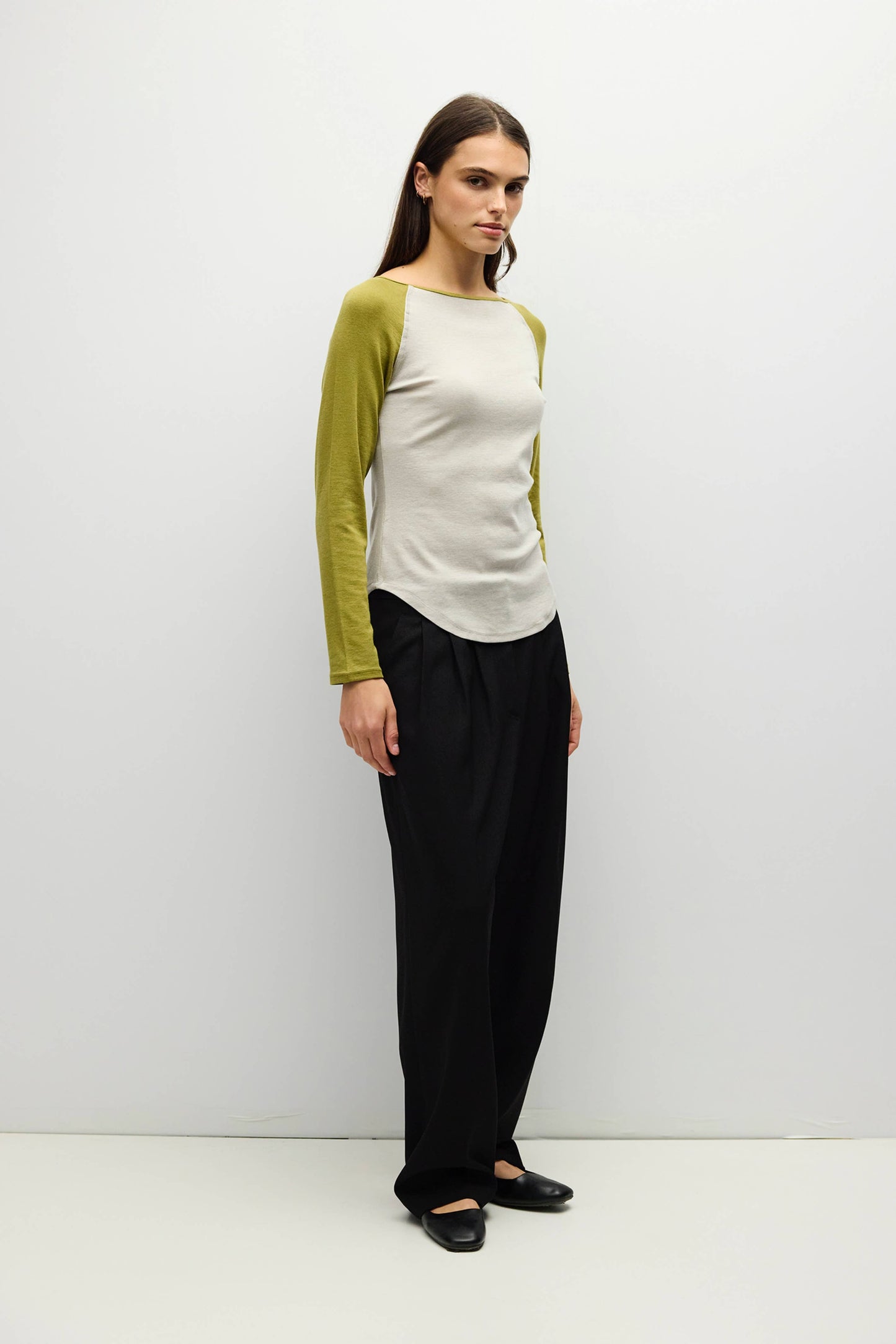 Contrast Raglan Long Sleeve Knit Top