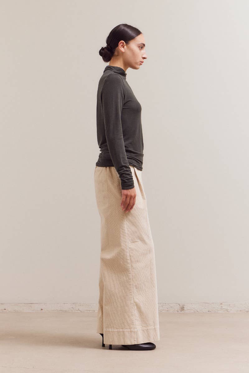 Mock Neck Fitted Jersey Top