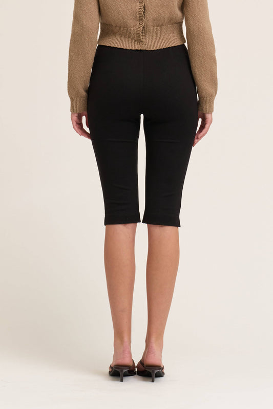 Black Capri Jersey Leggings