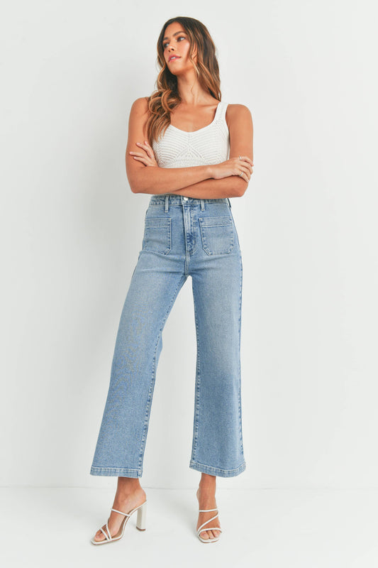 Patch Pocket Light Wash Wide Leg Jean
