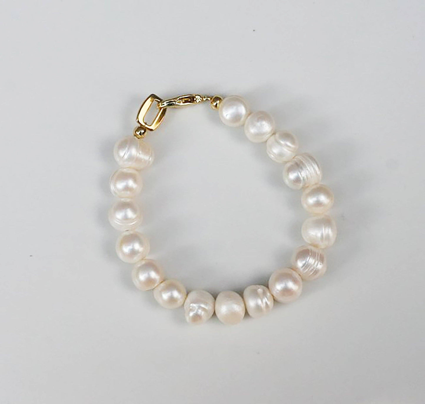 Classic Freshwater Pearl Bracelet
