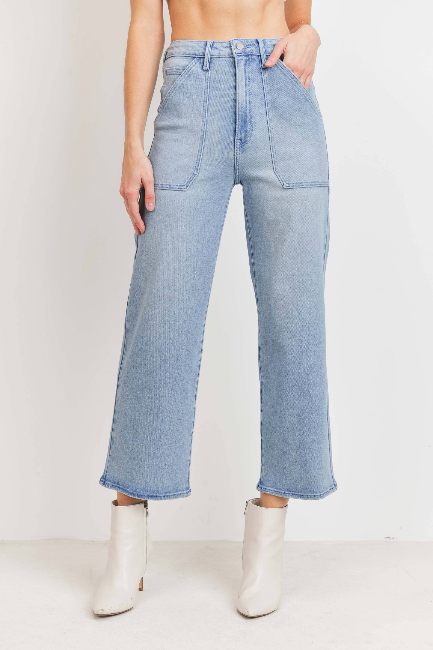 Light Wash Utility Pocket High-Rise Wide Leg Jean