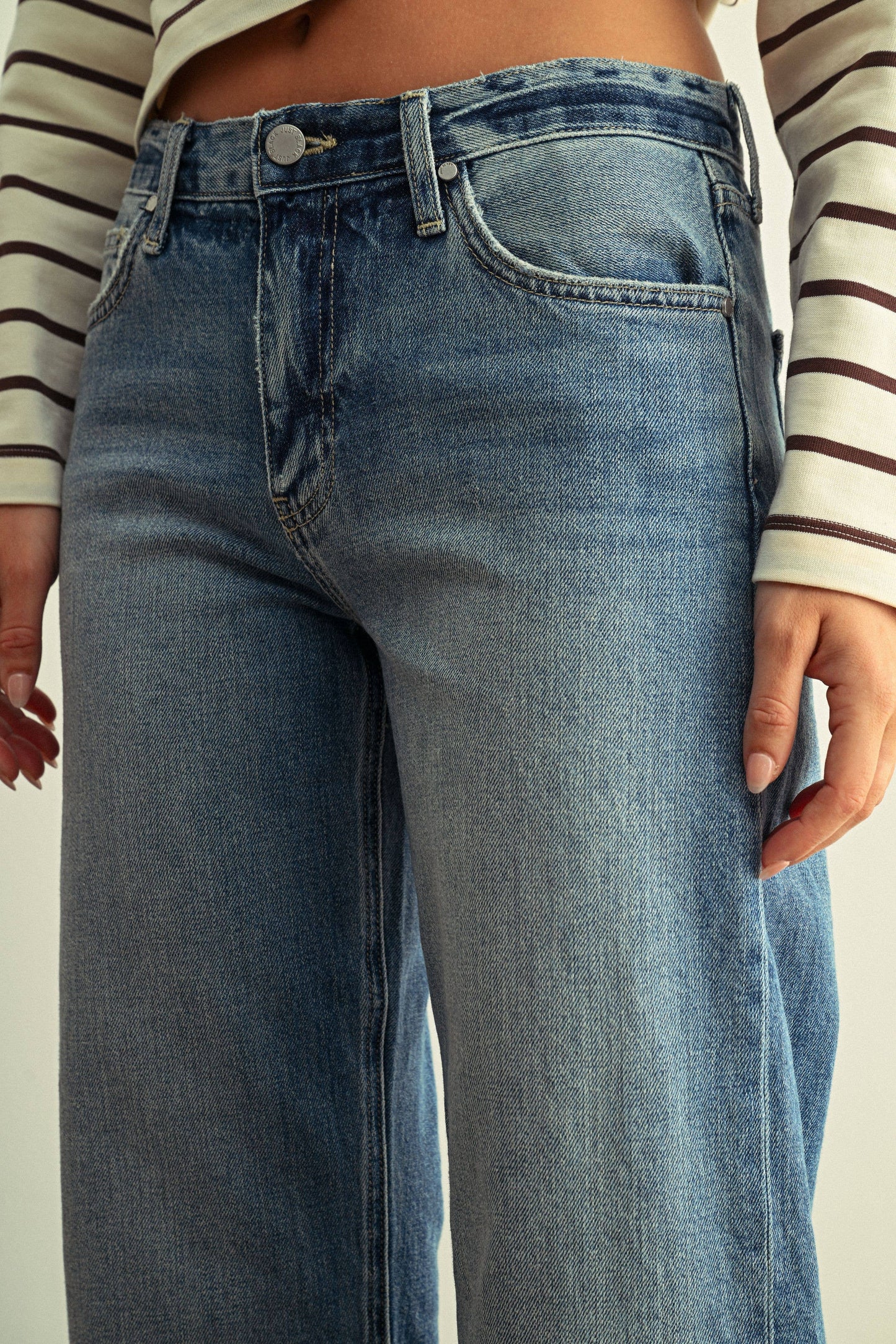 Medium Wash Selvage Straight Jean