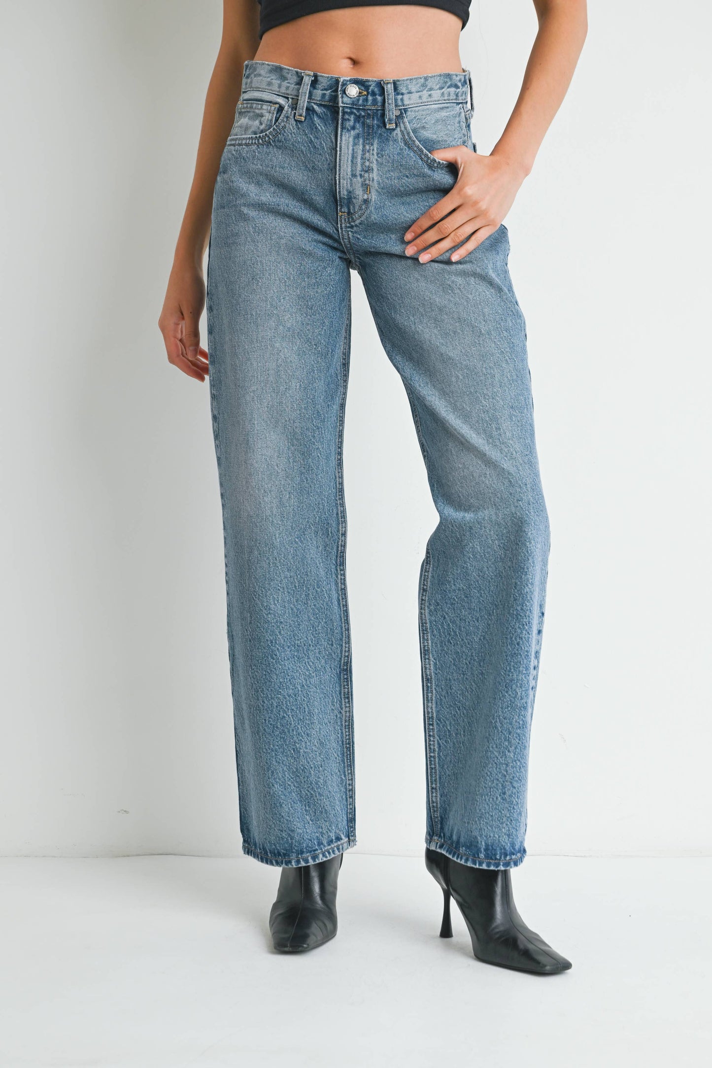 Mid Rise Medium Wash Relaxed Straight Jean - 100% Cotton