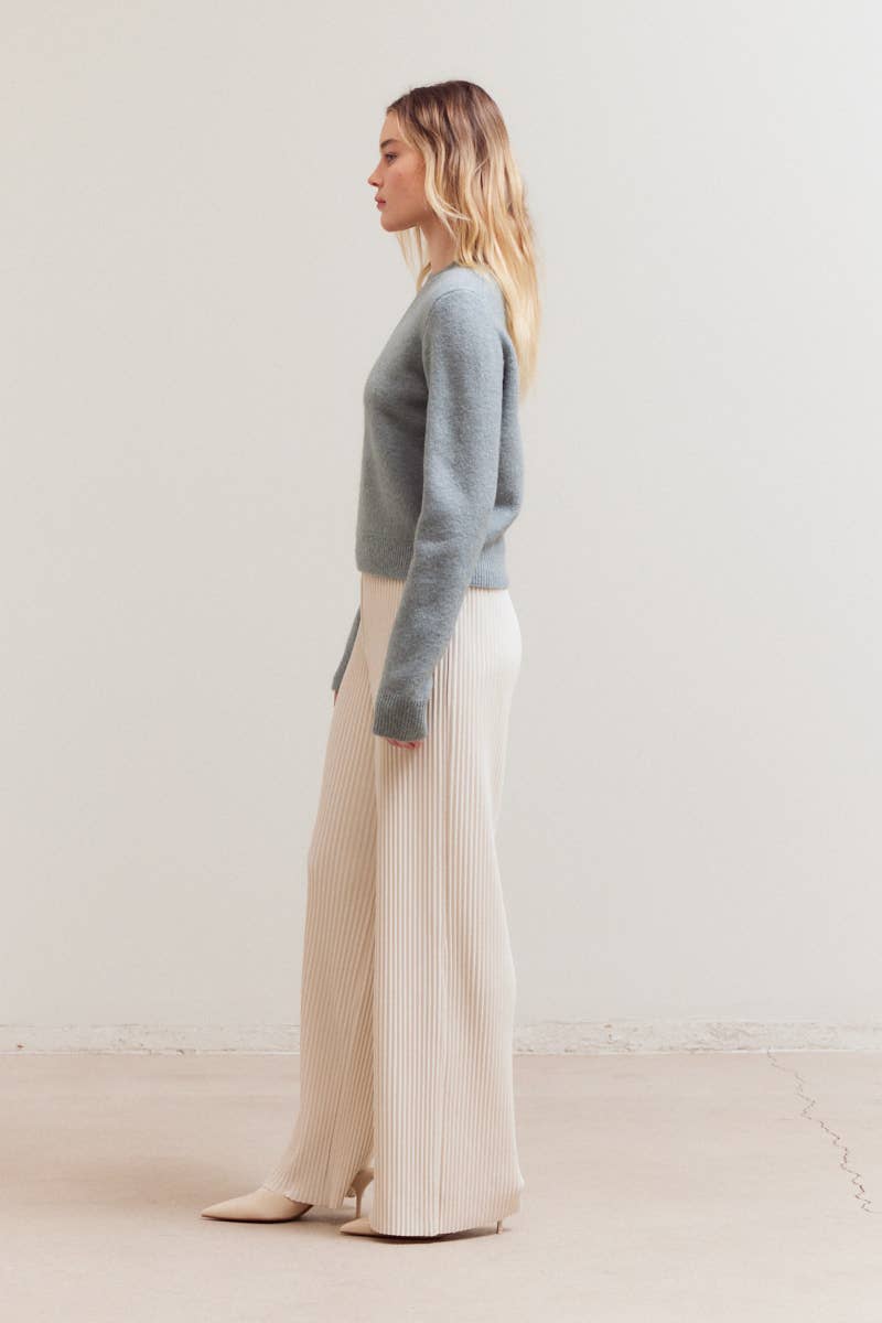 Classic Crew Neck Pullover Sweater