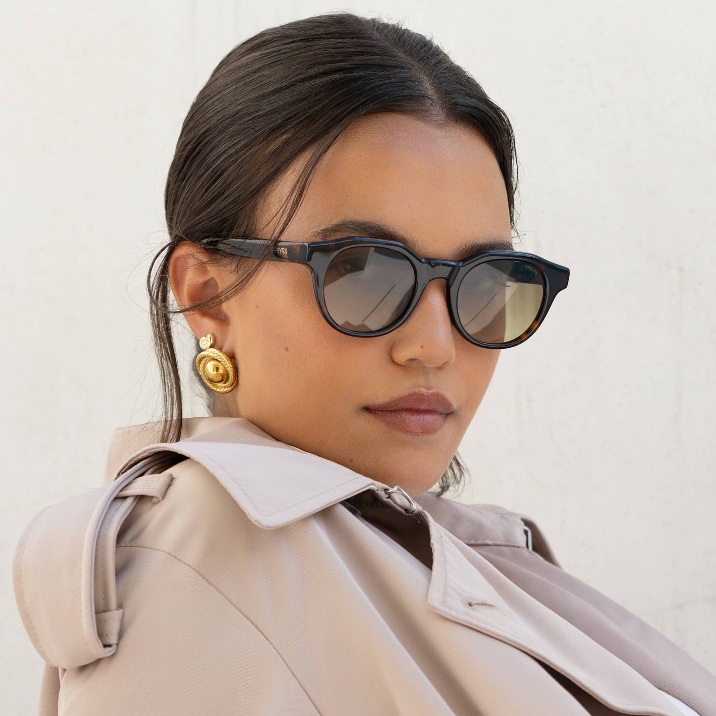 Cameron Tortoise Green Round Sunglasses