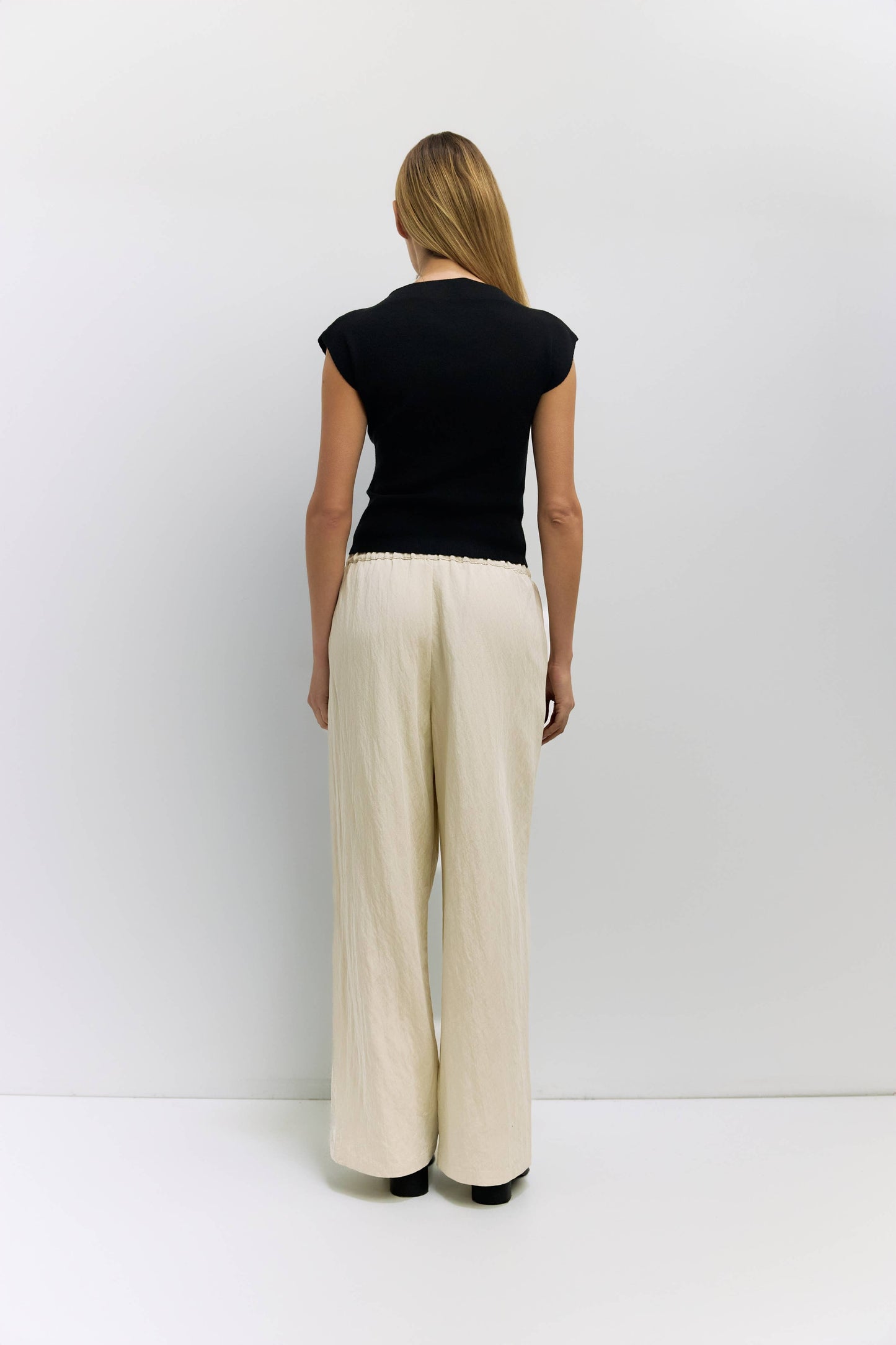 Bone Pleated Wide Leg Pants