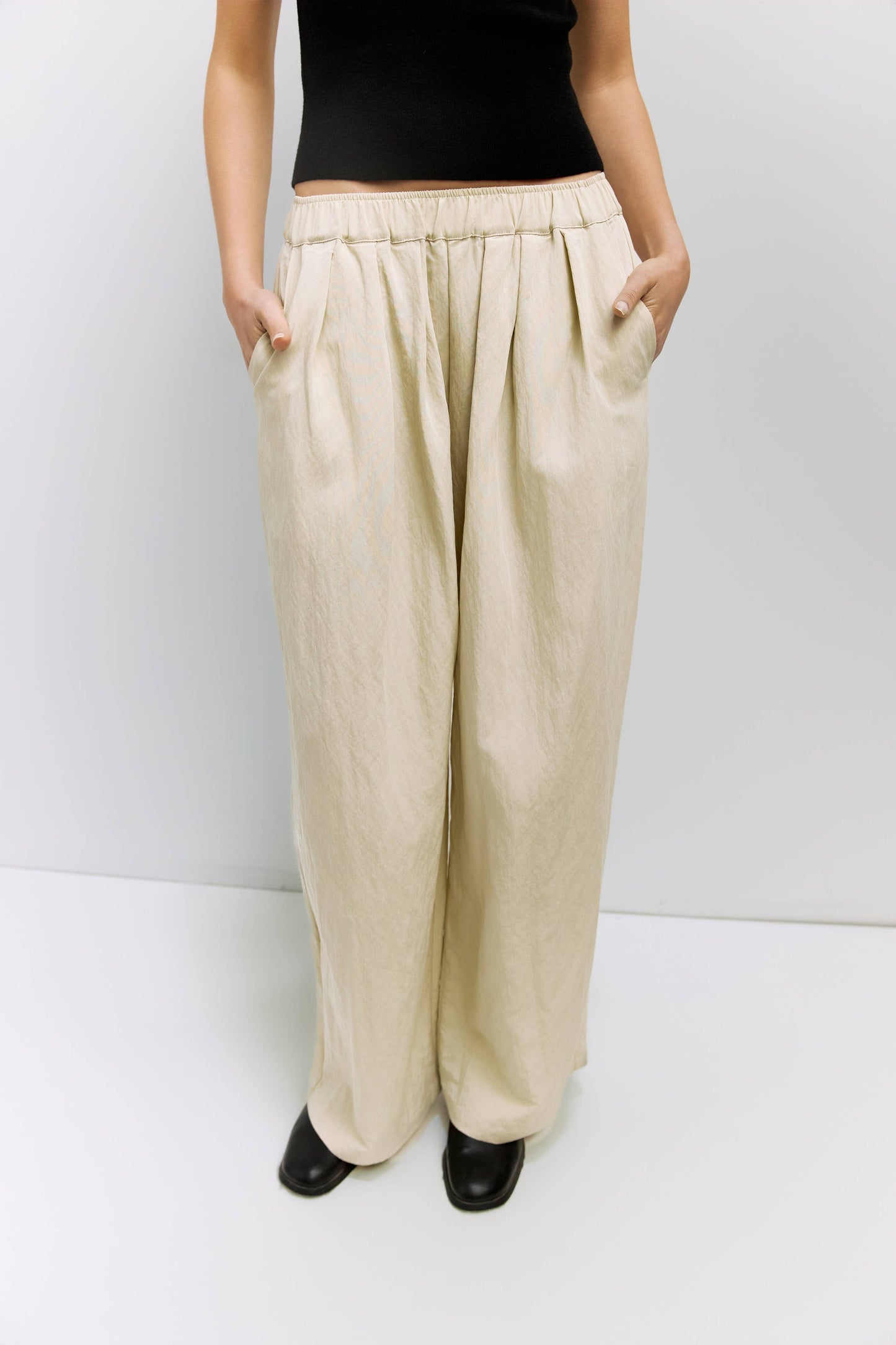Bone Pleated Wide Leg Pants