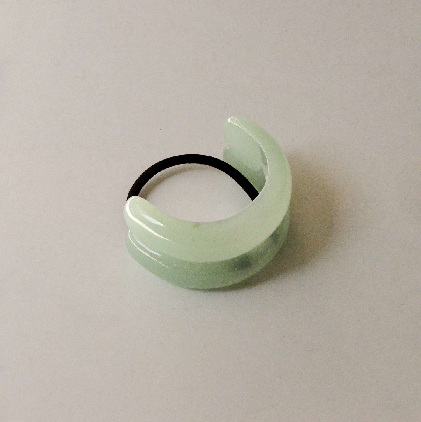 Wide Double Arch Acrylic Ponytail Hair Tie | Light Green