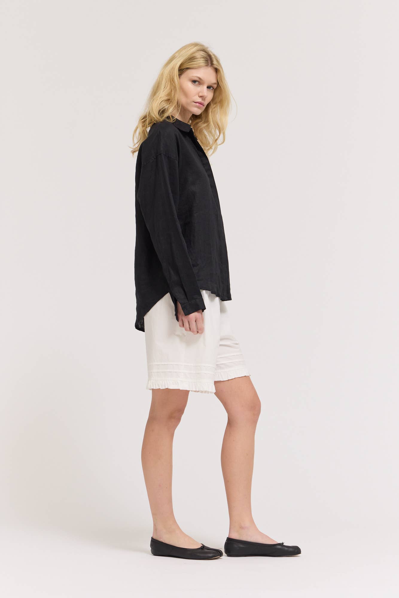 Open Collar Linen  Button-Up Shirt