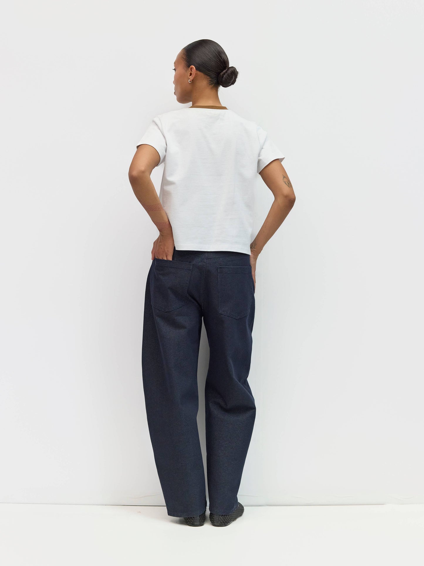 Contrast Neckband Everyday Tee