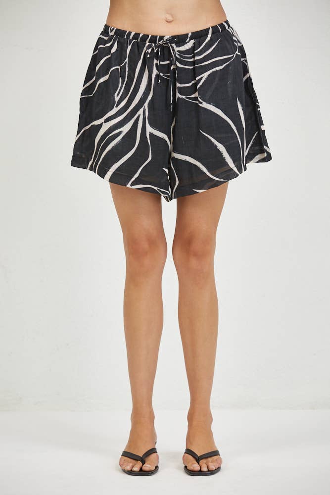 Black Cream Linen Print Shorts