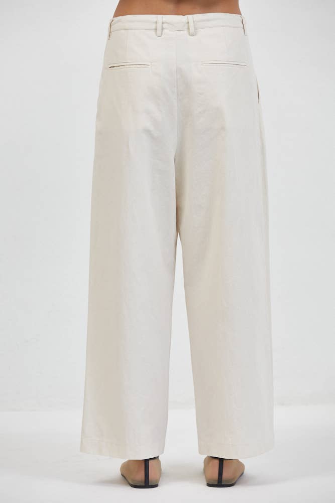 Natural Waist Tie Pleated Pants