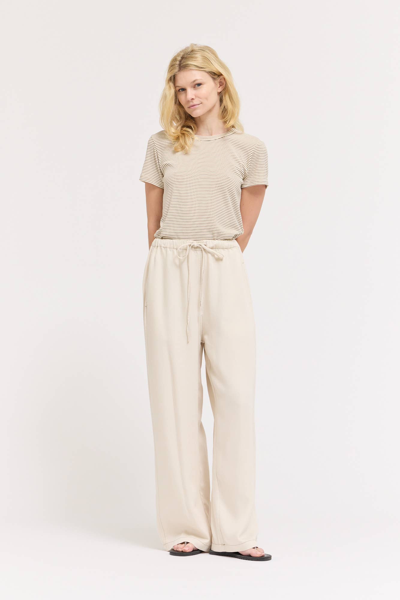 Milk Tencel Seam Wide Leg Pants