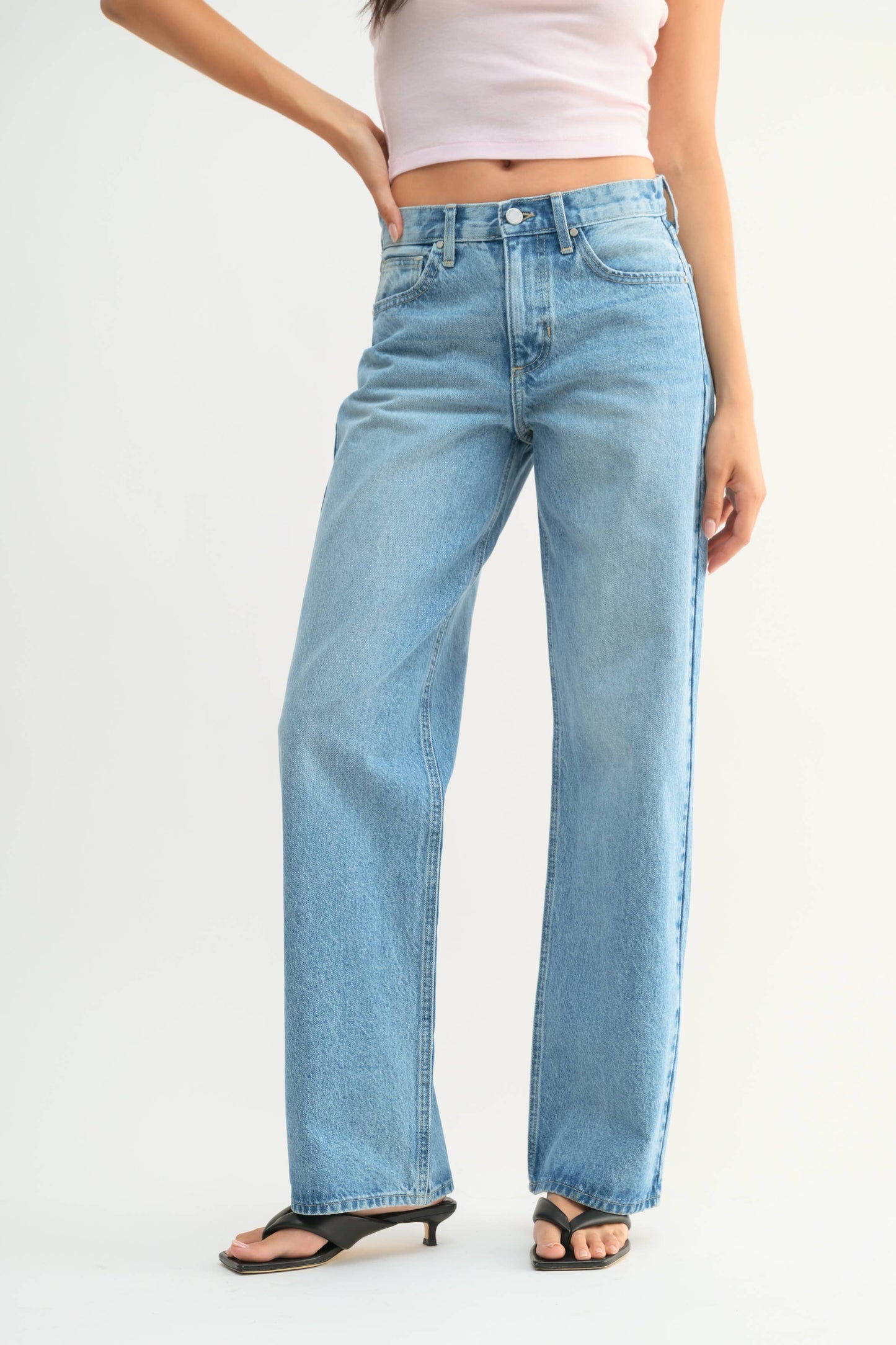 Mid Rise Light Wash Relaxed Straight Jean - 100% Cotton