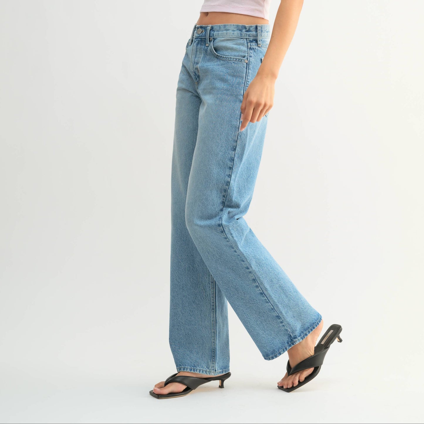 Mid Rise Light Wash Relaxed Straight Jean - 100% Cotton