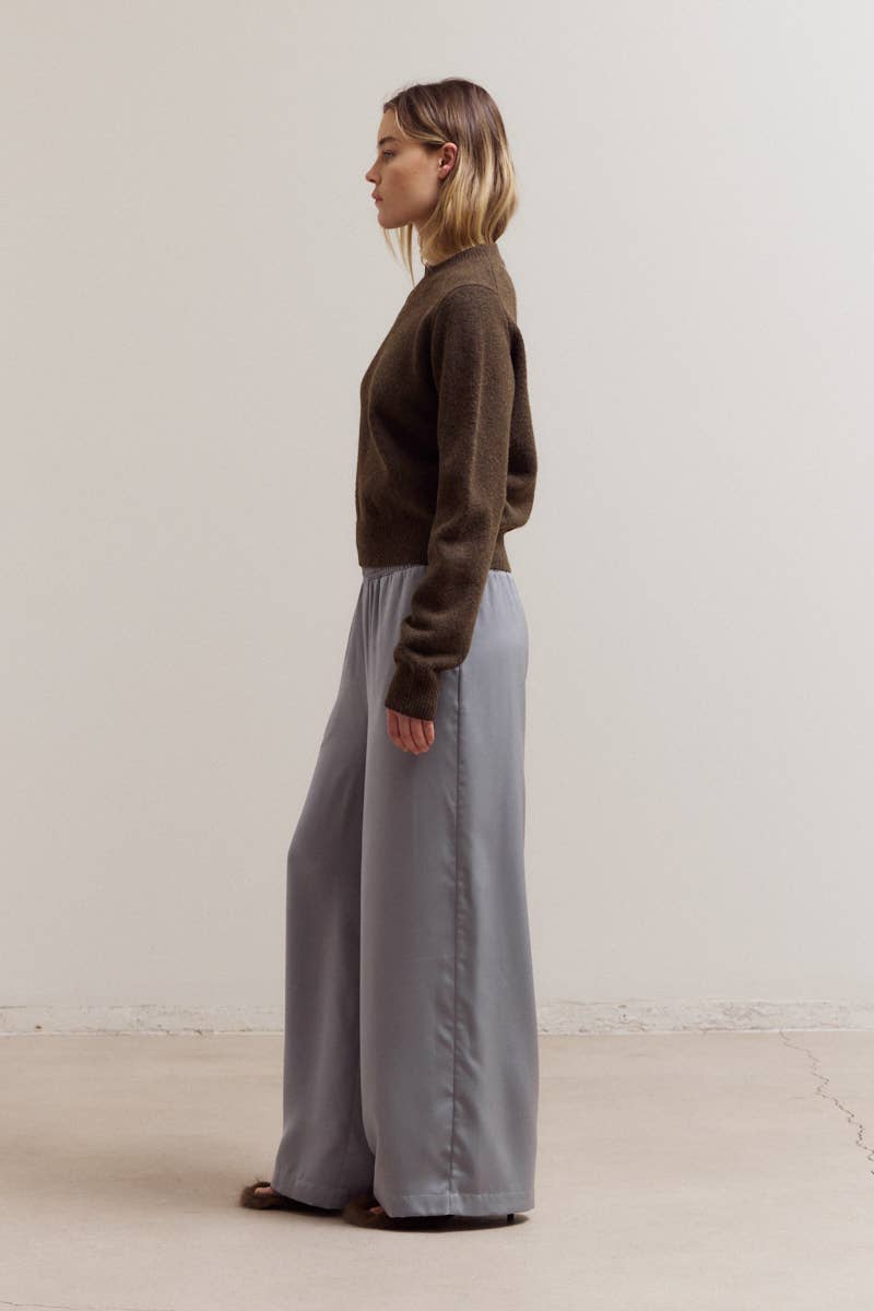 Classic Crew Neck Pullover Sweater